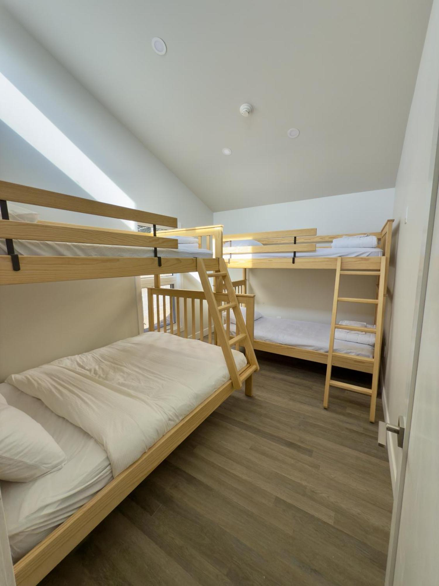 Canmore Alpine Hostel - Alpine Club Of Canada Экстерьер фото
